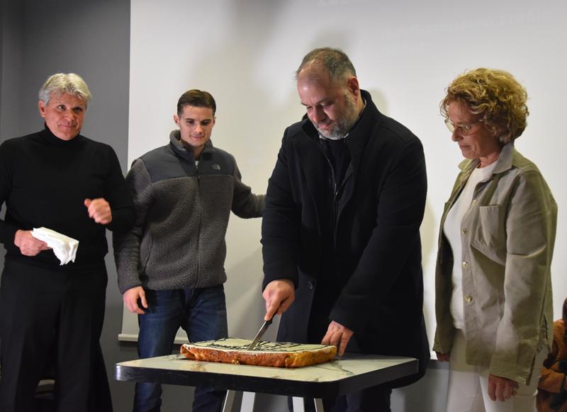 Ο Δήμαρχος Νάουσας στις κοπές βασιλοπιτών κοινωνικών και αθλητικών συλλόγων